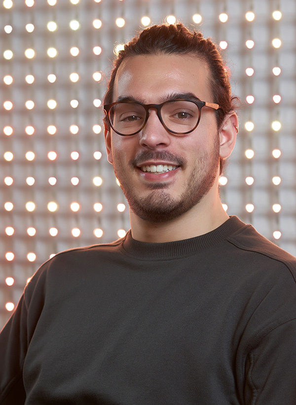 Vicente Marti Headshot