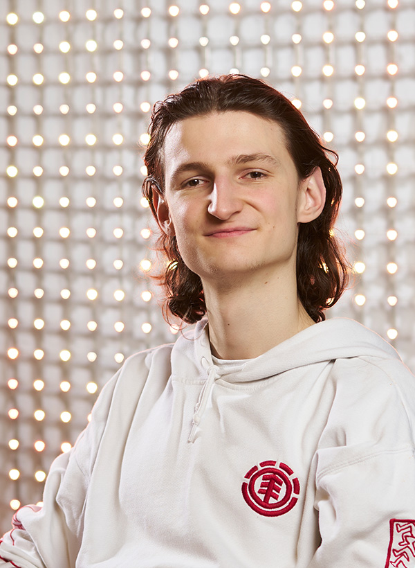 Random42 Adrien Latran