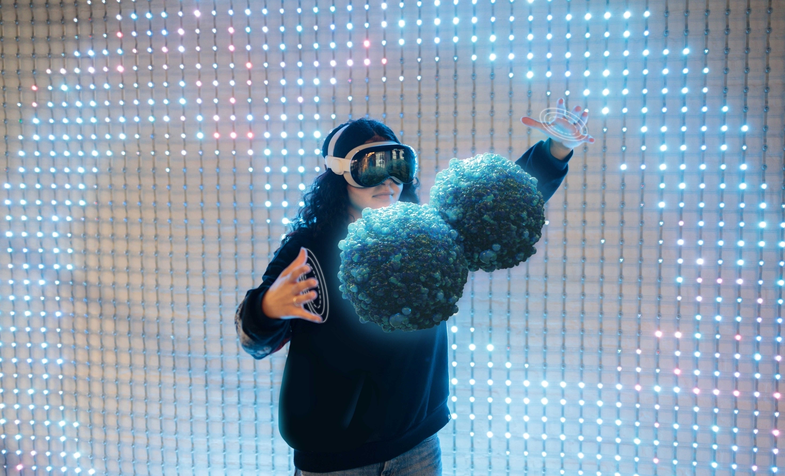 Scientific mixed reality experiences