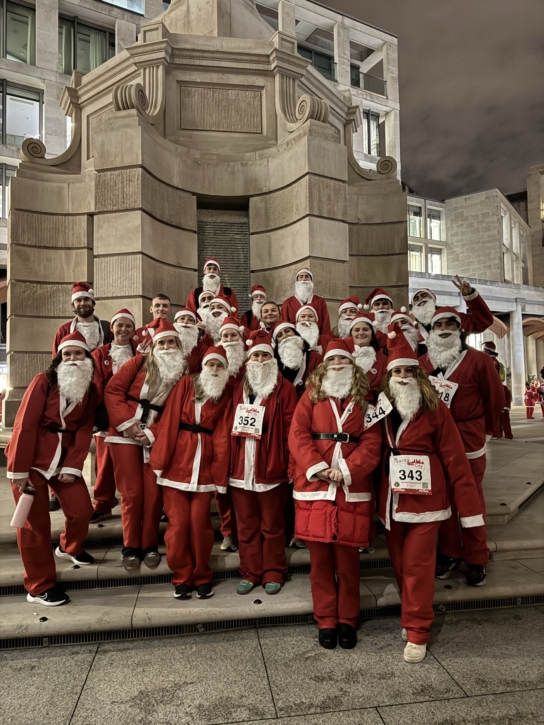 group santa run 2024