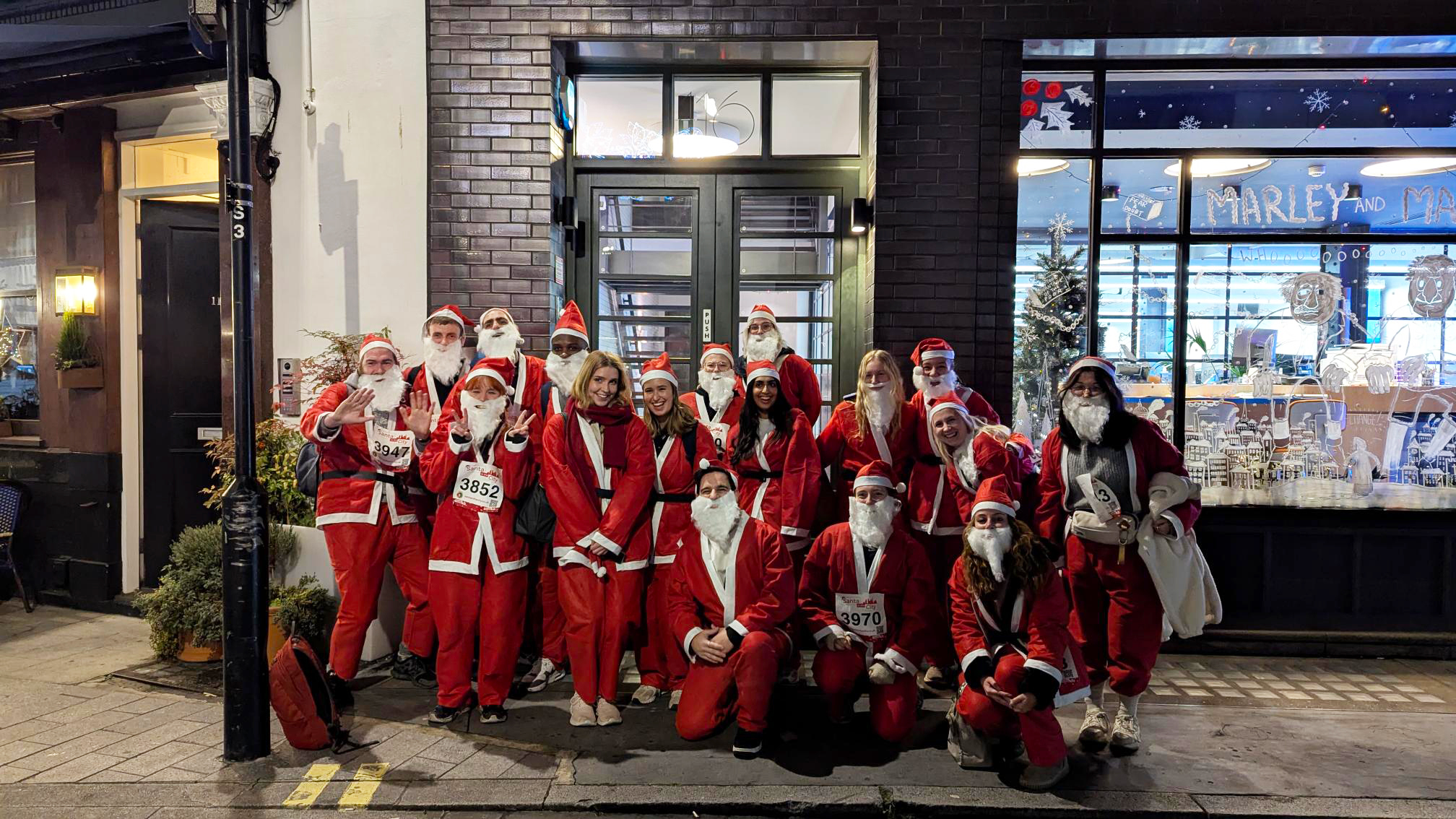 Santa-in-the-city-group