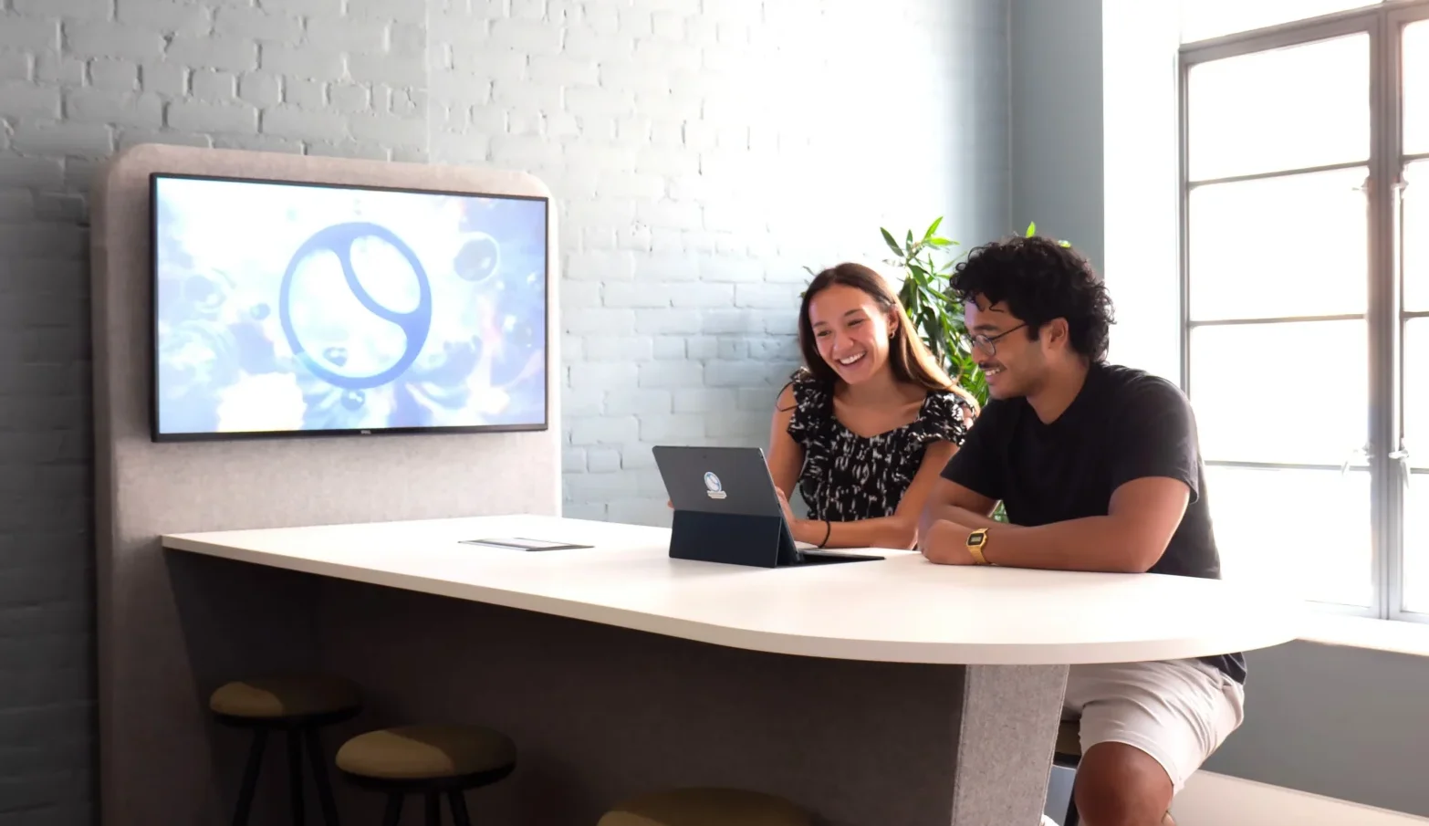Random42 office meeting Maya and Raiden